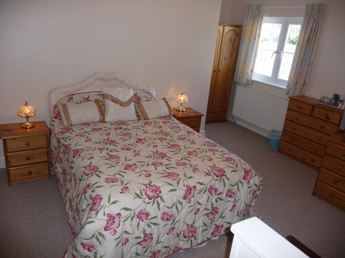 Nant-Y-Ffin Hotel Llandissilio Eksteriør bilde