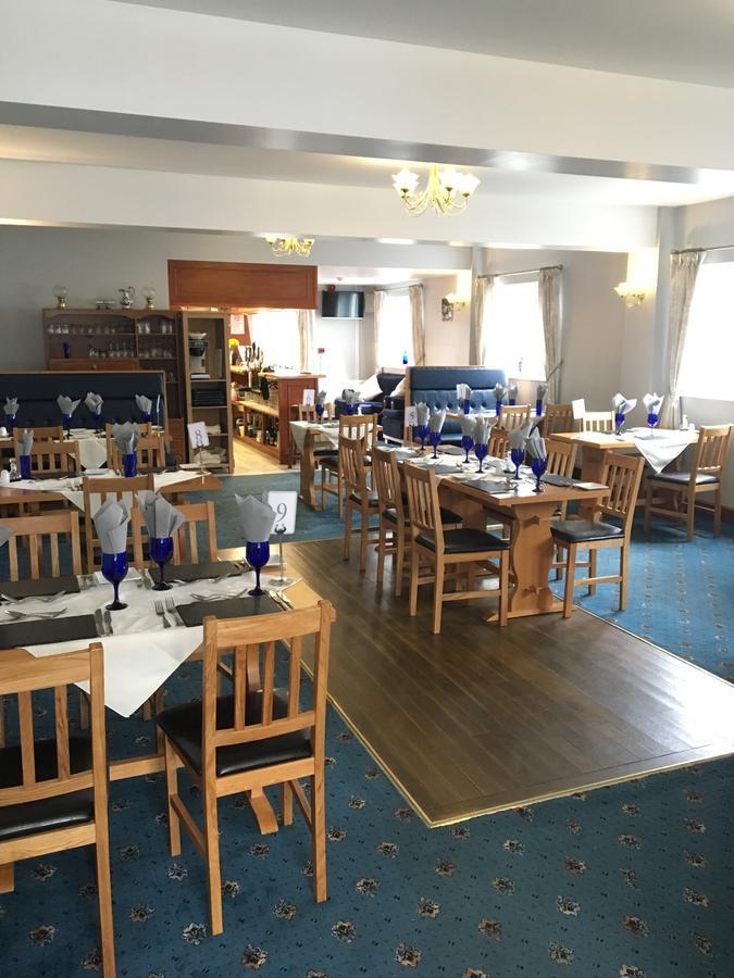 Nant-Y-Ffin Hotel Llandissilio Eksteriør bilde